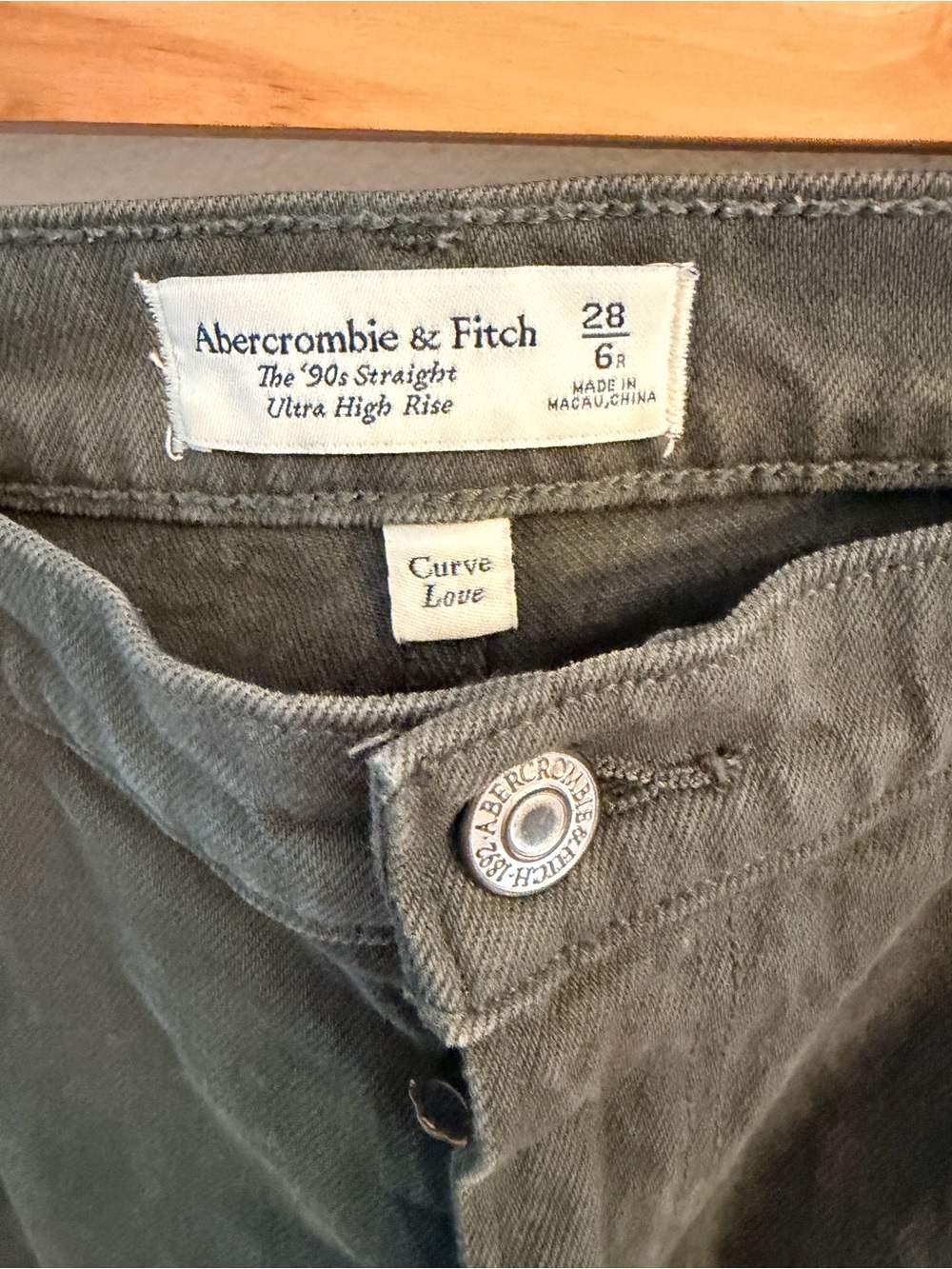Abercrombie & Fitch curve love Women's green High-Rise Straight Jeans